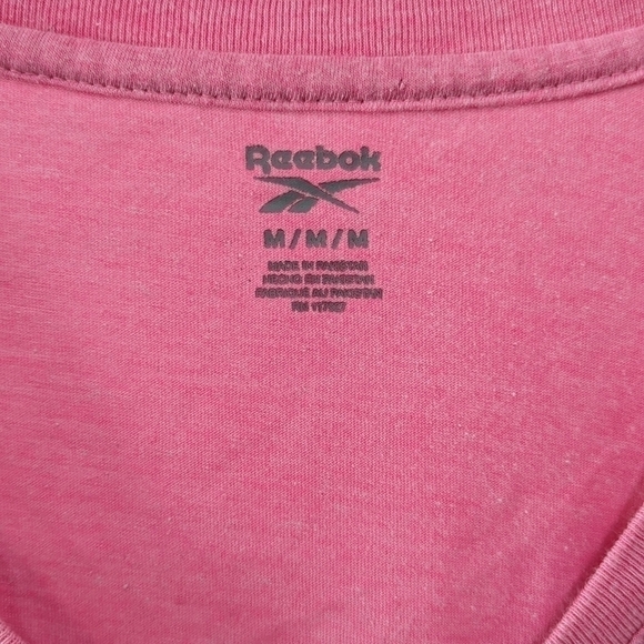 Reebox pink T shirt size M - Picture 5 of 5